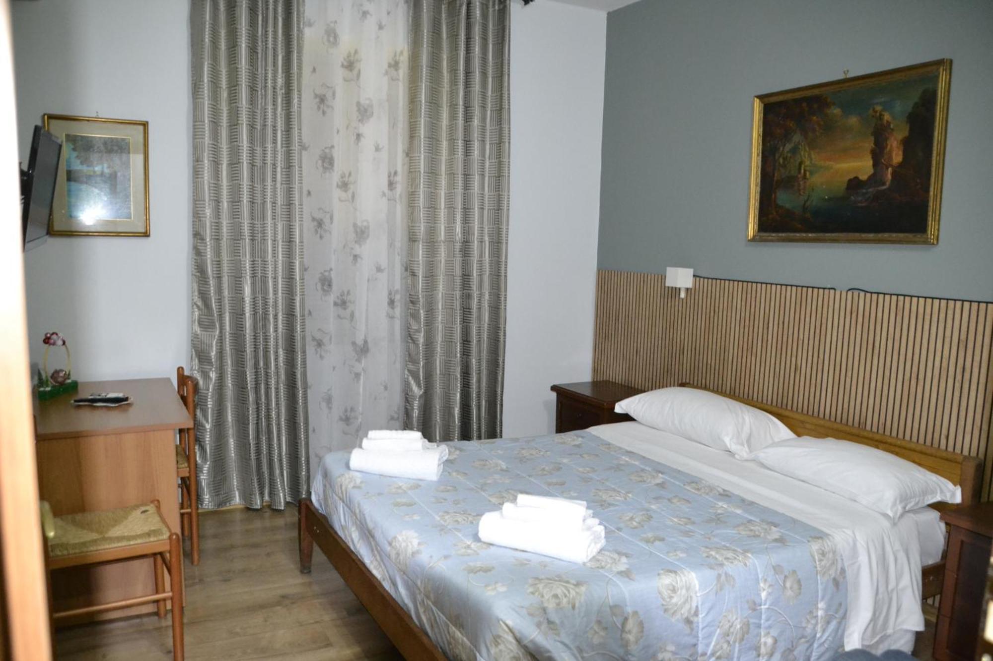 Aurora Boreale Hotel Rome Bagian luar foto