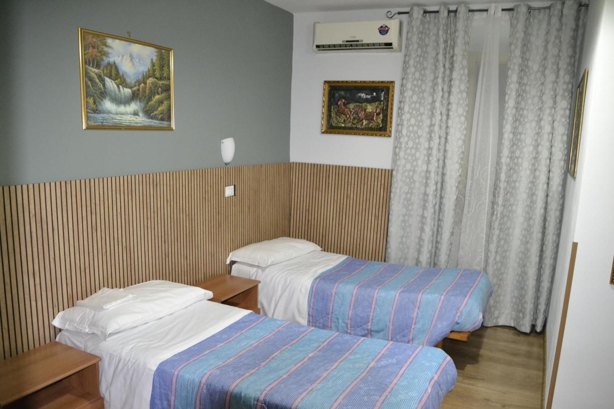 Aurora Boreale Hotel Rome Bagian luar foto